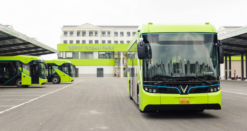 Smart Mobility solution package to support operation and management of Vinbus system
